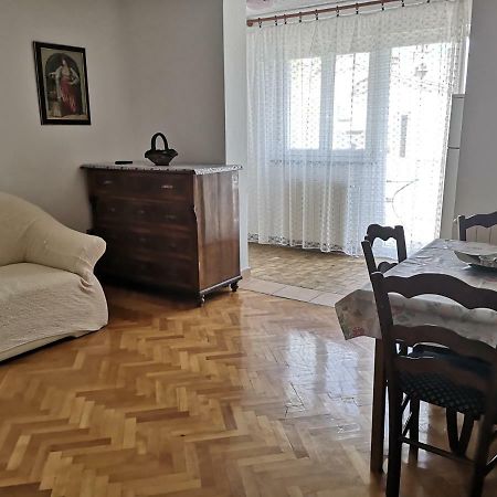 Apartments Nikola Krk Town Εξωτερικό φωτογραφία